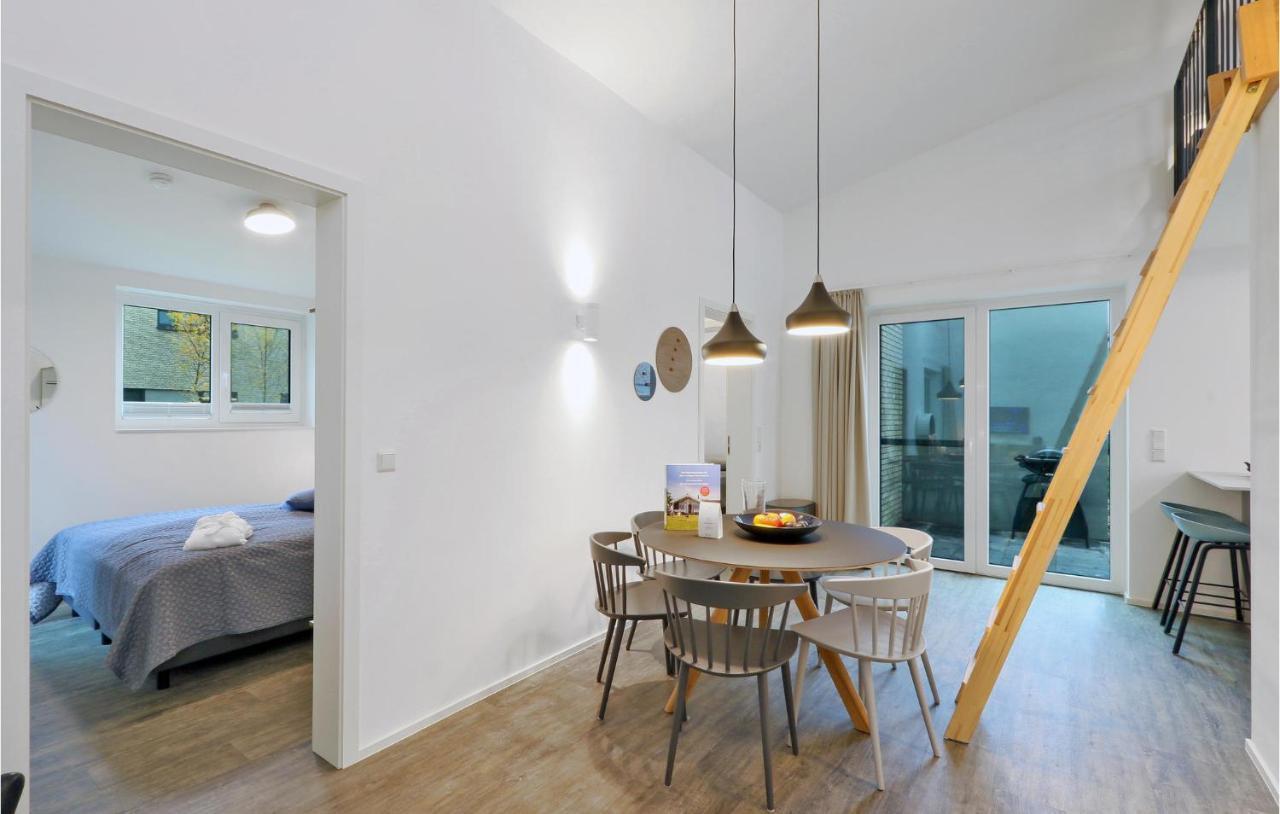 2 Bedroom Beach Front Home In Lembruch-Duemmer See Eksteriør billede