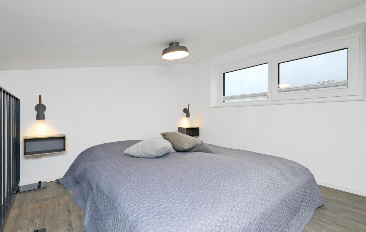 2 Bedroom Beach Front Home In Lembruch-Duemmer See Eksteriør billede
