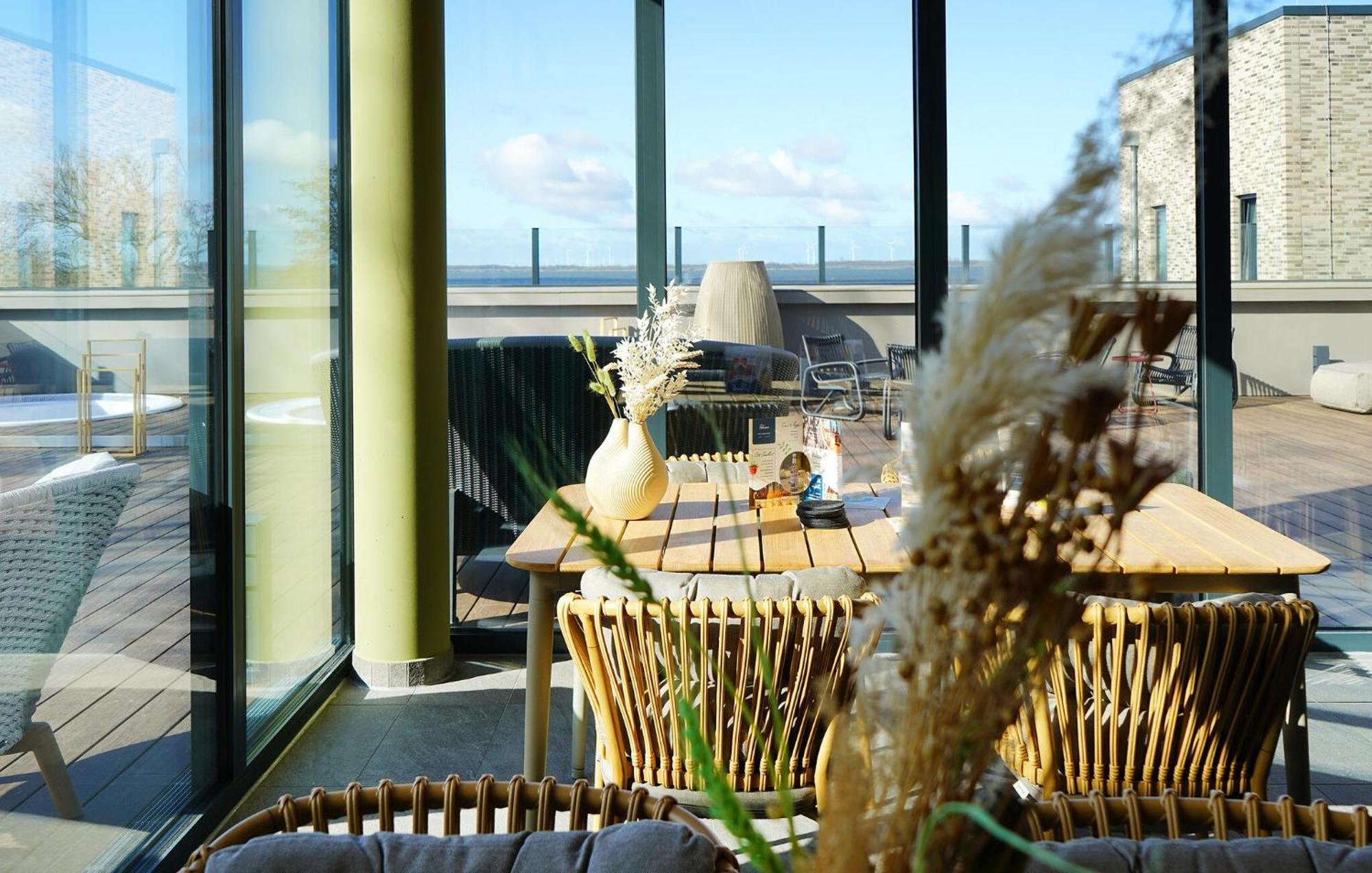 2 Bedroom Beach Front Home In Lembruch-Duemmer See Eksteriør billede